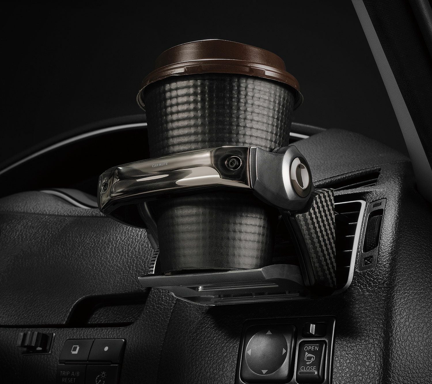 DZ435 ダンパー内蔵ドリンクホルダー | カーメイト 公式オンライン