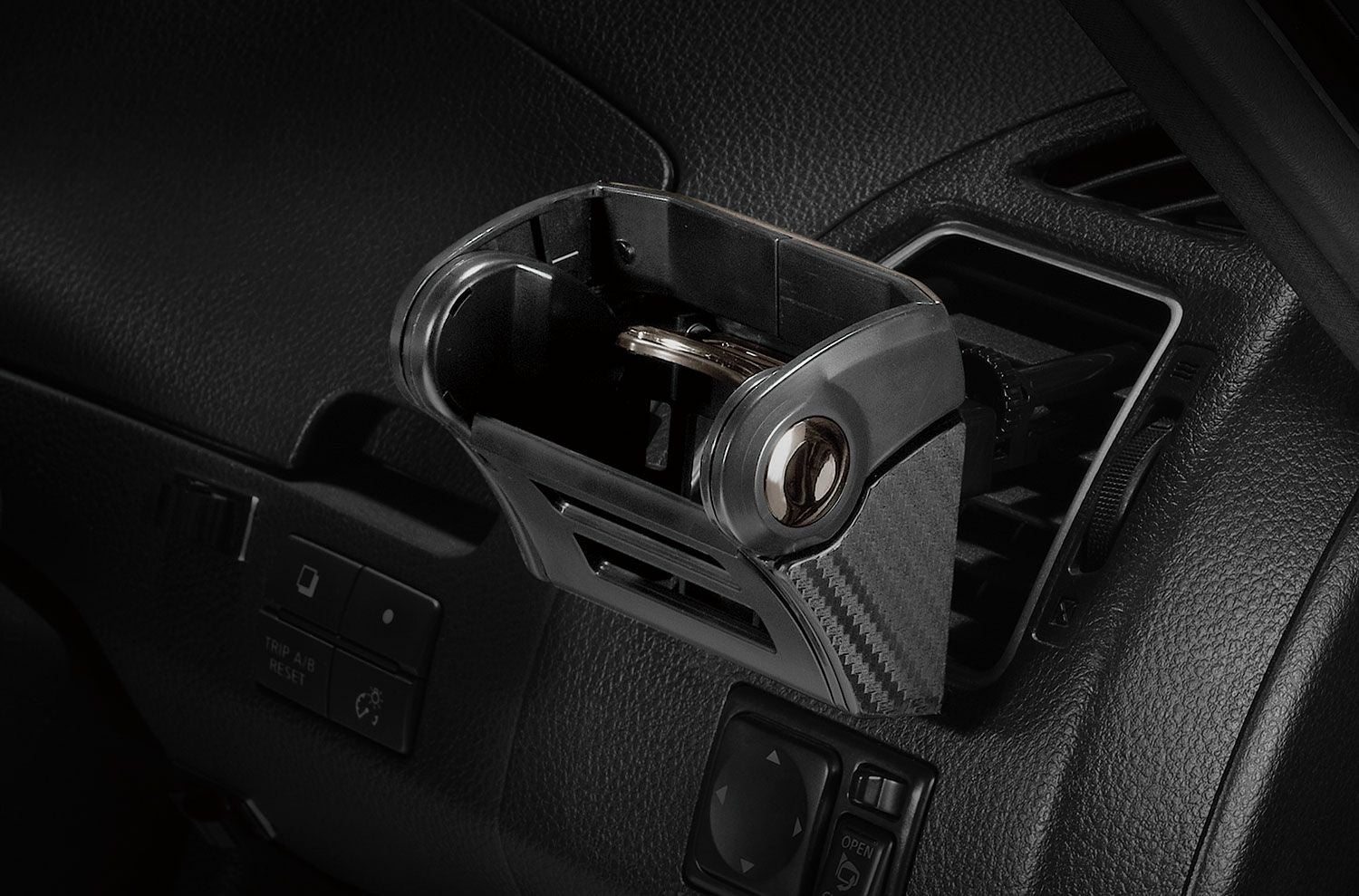 DZ435 ダンパー内蔵ドリンクホルダー | カーメイト 公式オンライン