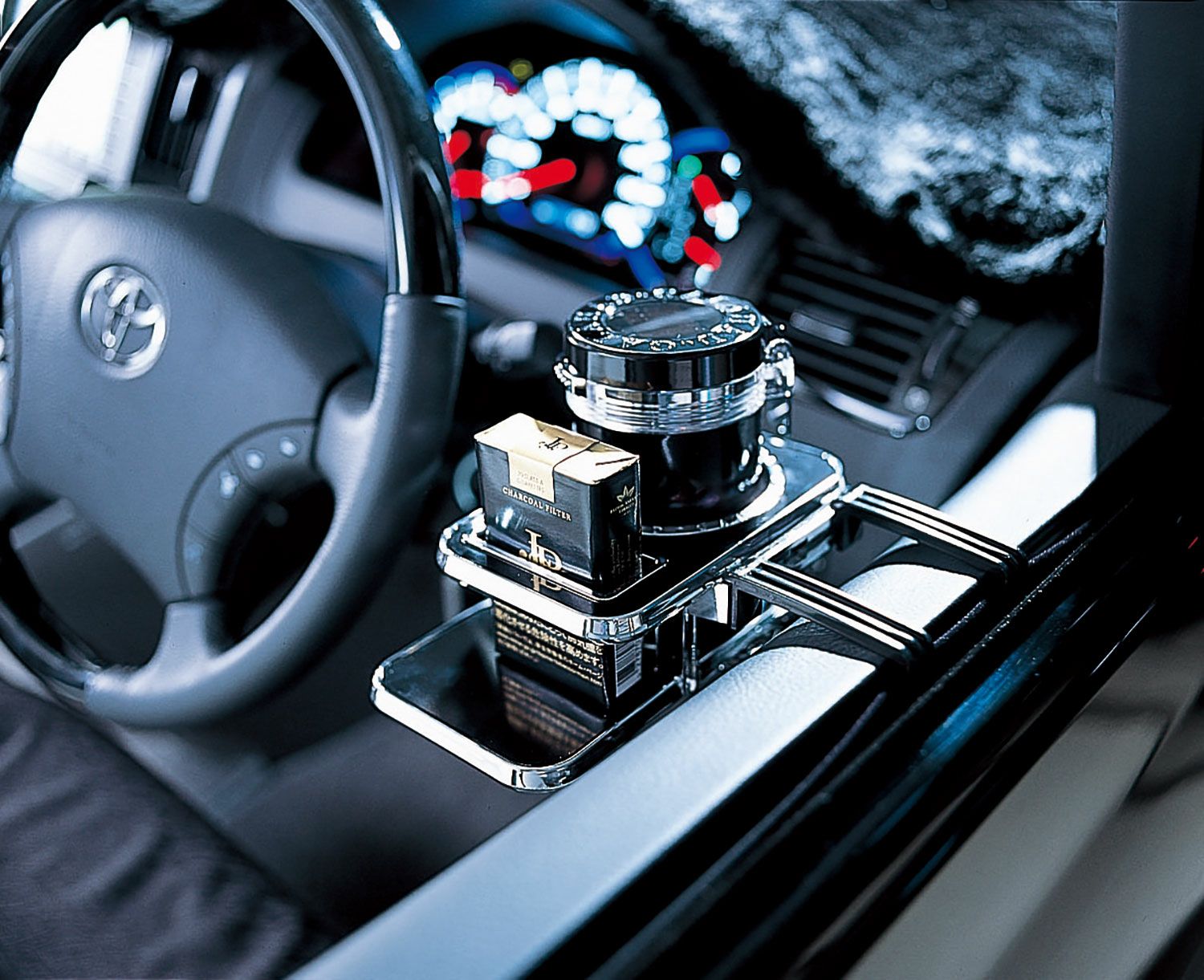 NZ629 ギャラハド ドリンクテーブル ブラック | カーメイト 公式