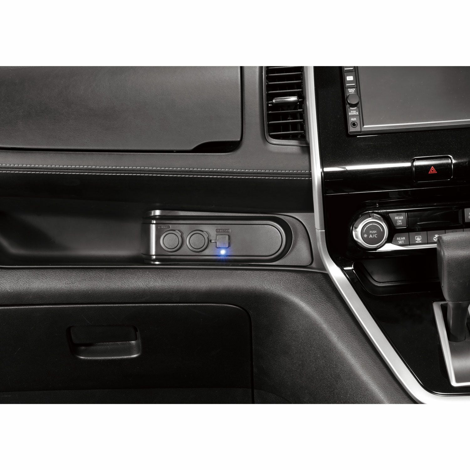 NZ572 増設電源ユニット セレナ用 ブラック | カーメイト 公式