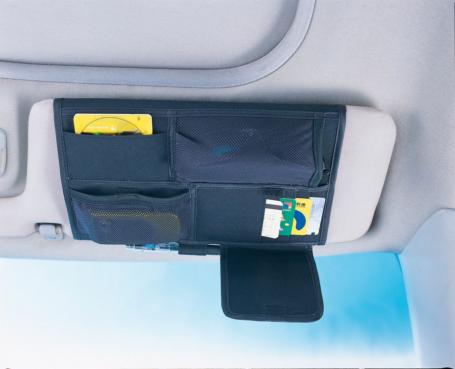 CZ35 サンバイザーポケット2 ブラック | カーメイト 公式オンライン