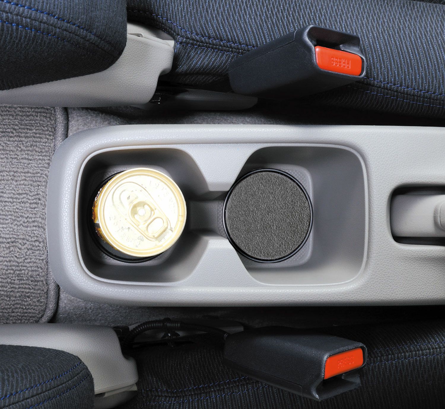 SZ134 激ピタットレー革シボ調ドリンクホルダー用丸2枚 | カーメイト