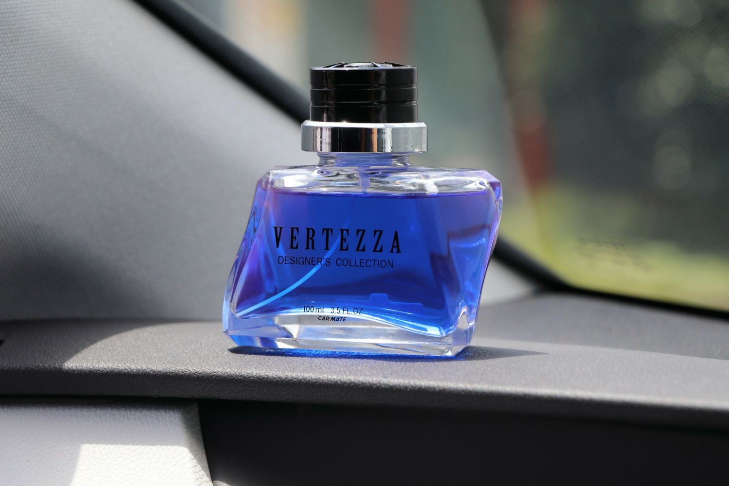 イタリア製 ランウェイ 青に染まる白薔薇のフローラルガーデンカーディガン 接触冷感・撥水・UVカット】マルチウェザーカーディガン｜Stola