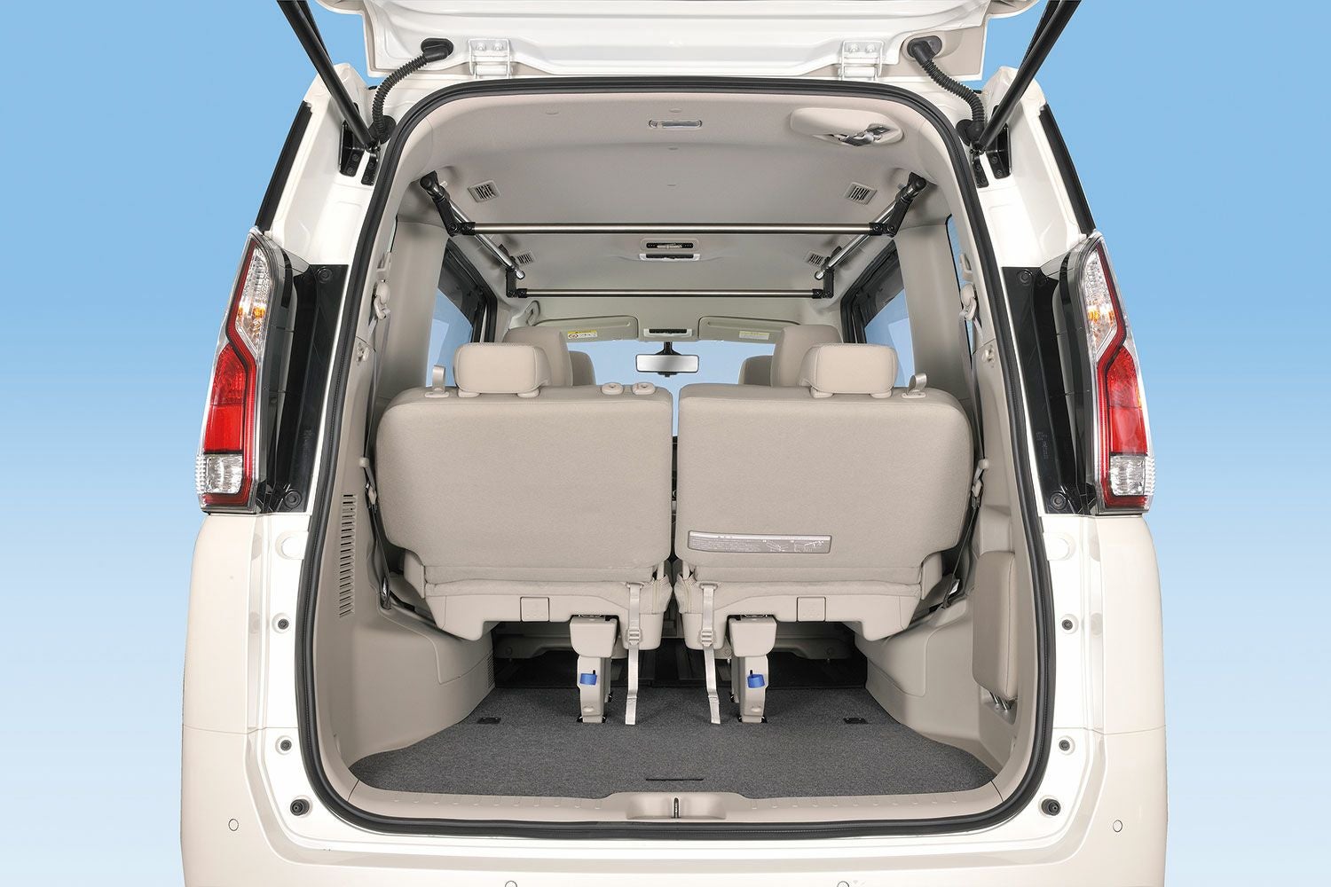 NS111 ハンガーバーM 2本入り | カーメイト 公式オンラインストア本店