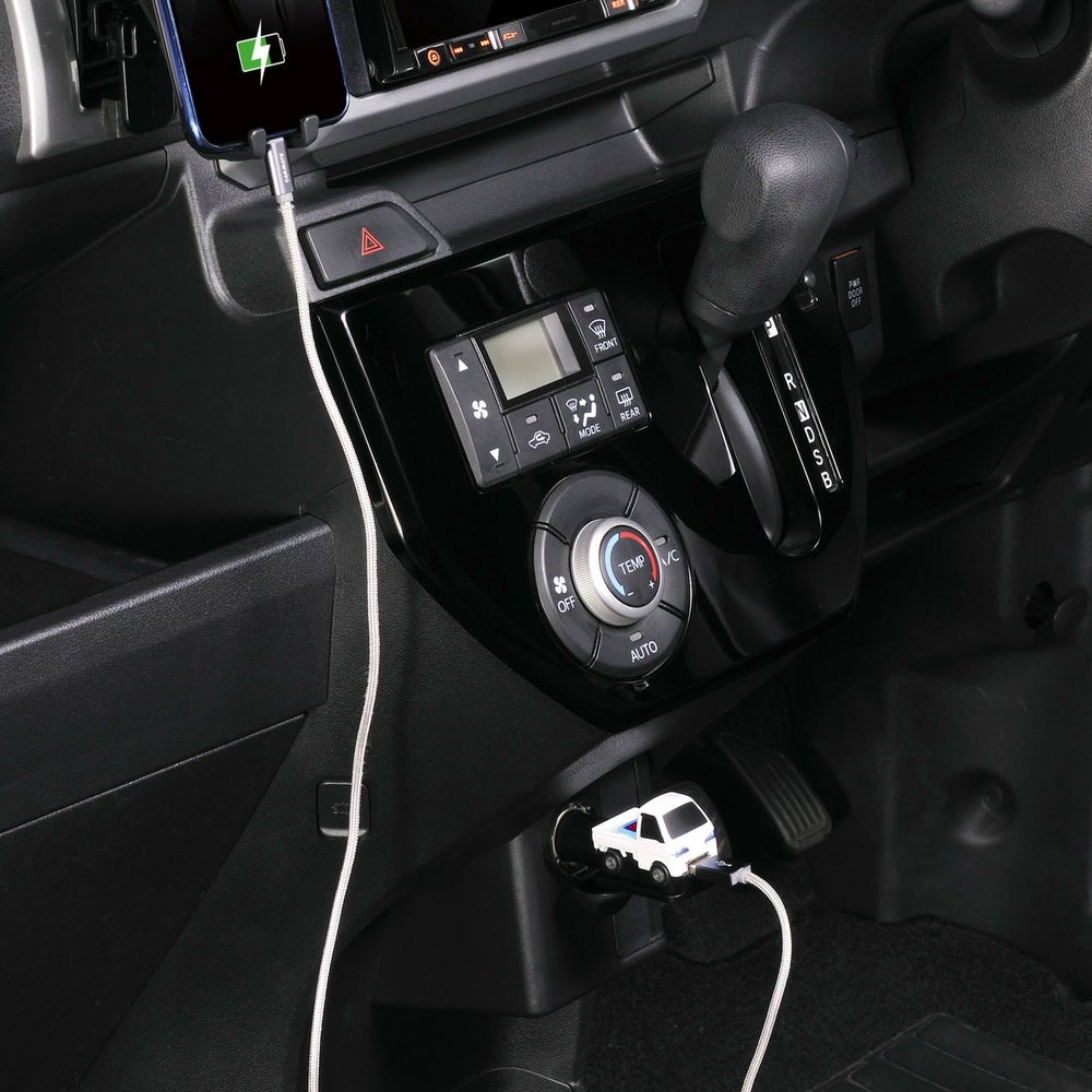 カーメイト NZ668 クルマ型USBチャージャー ハイゼット ソケット電源 USB carmate