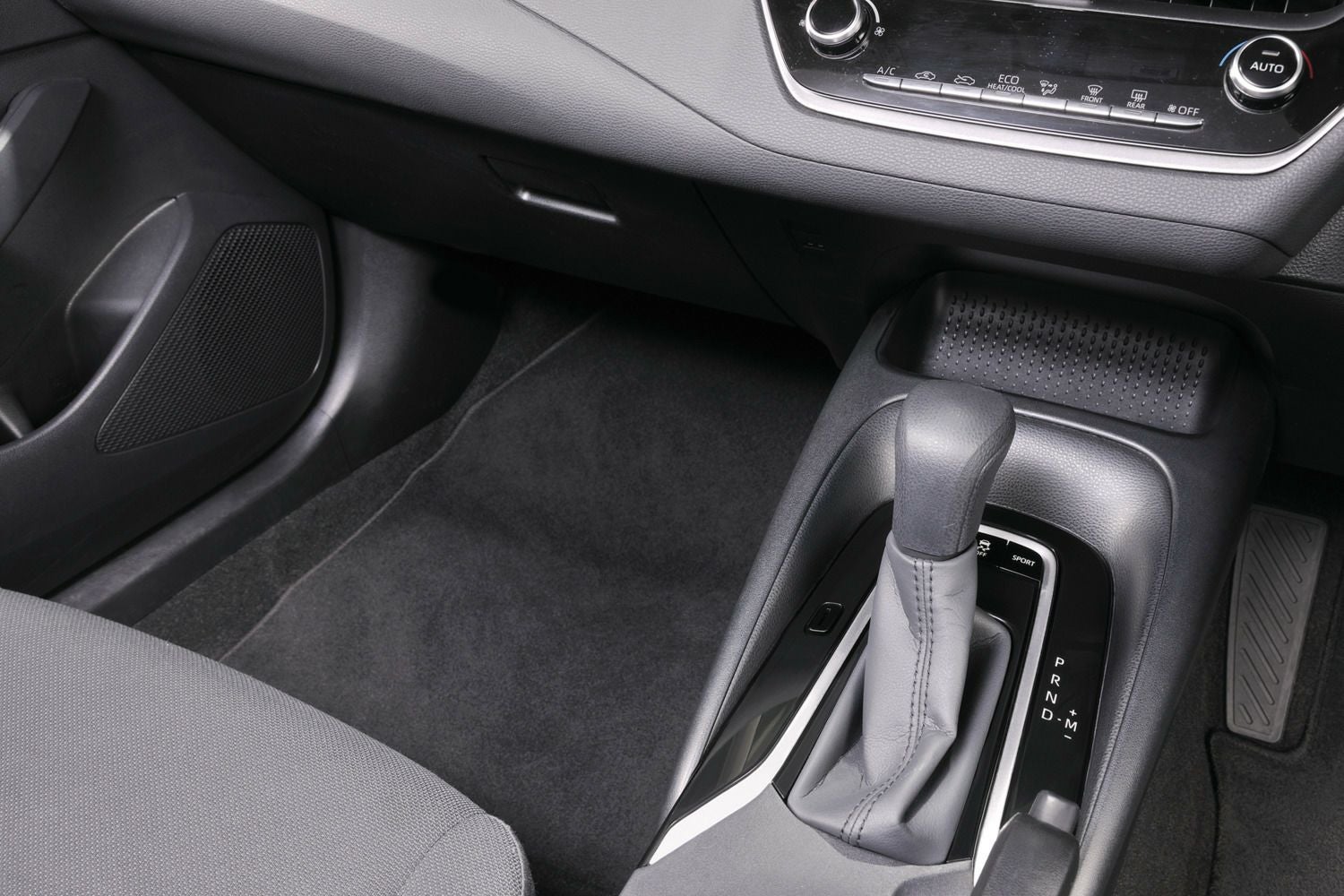 NZ813 カローラ専用ドリンクホルダー コンソール取り付け シルバー