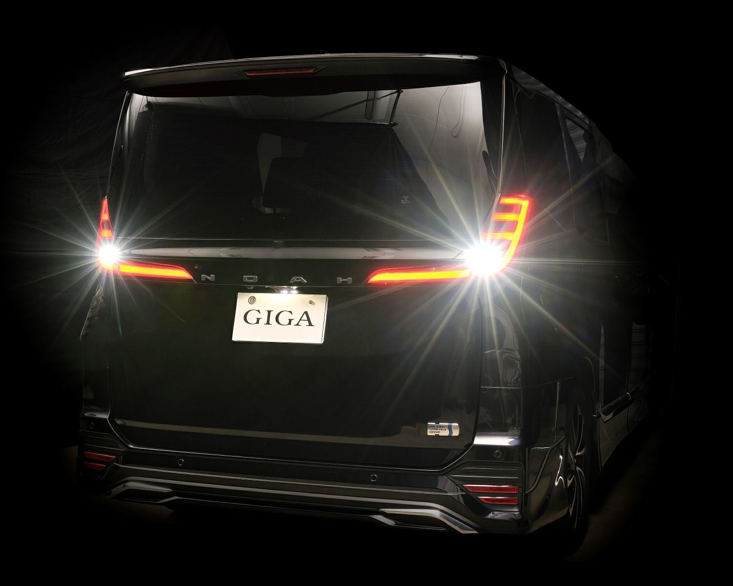 BW349 GIGA LEDバックランプ S1400GS 6000K 1400lm | カーメイト 公式