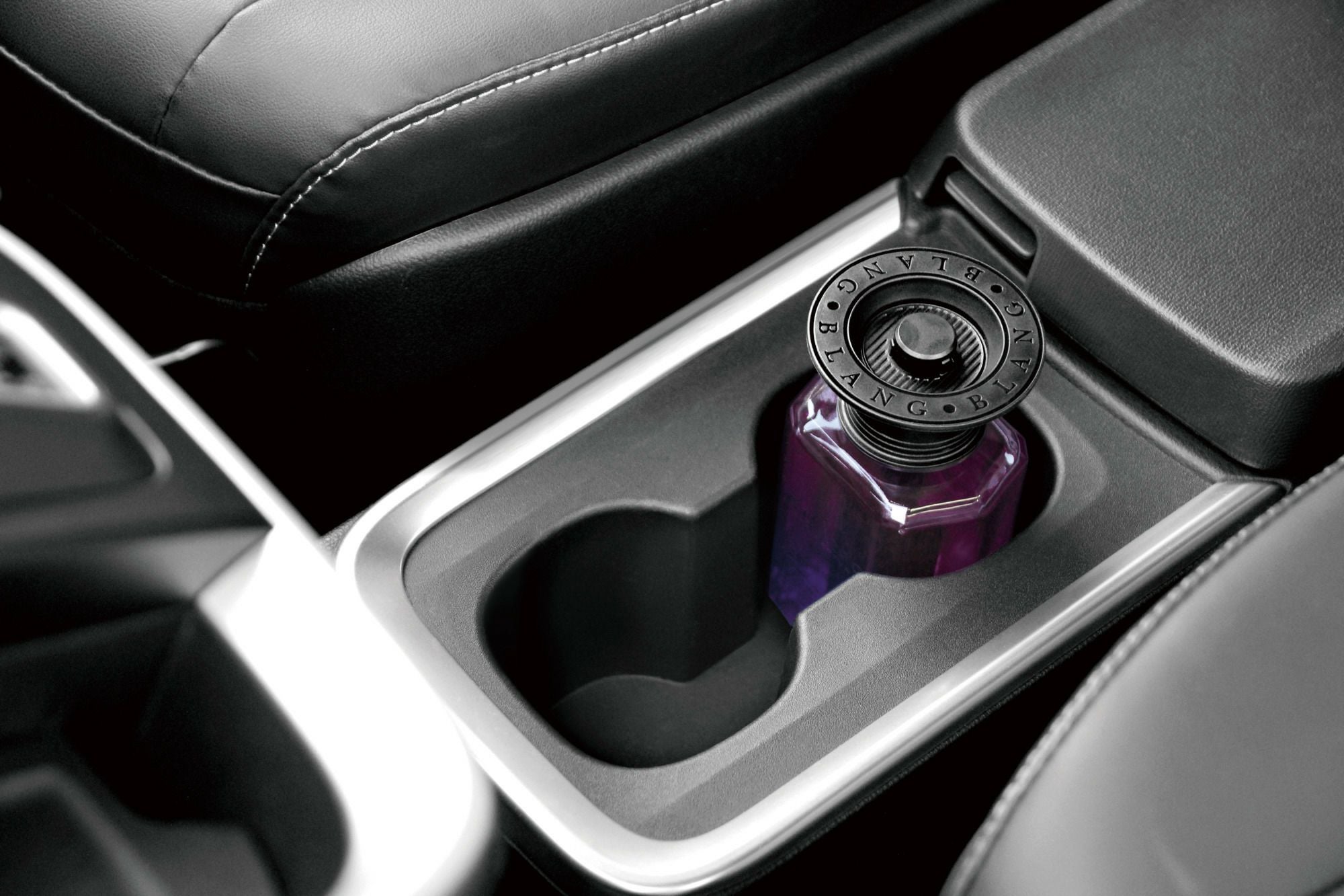 L2021 ブラング リキッド エモーショナリー ホワイトムスク