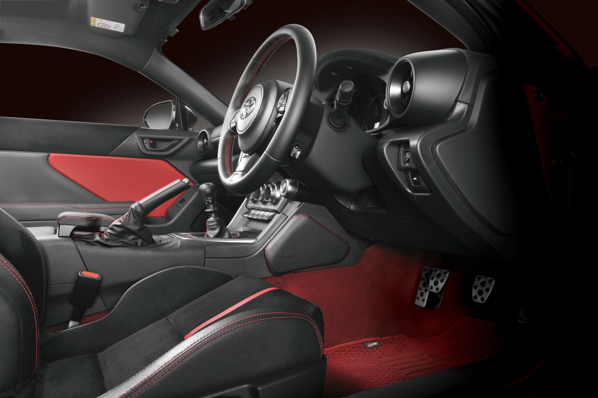 NZ831 GR86/BRZ専用 ニーパッド | カーメイト 公式オンラインストア本店