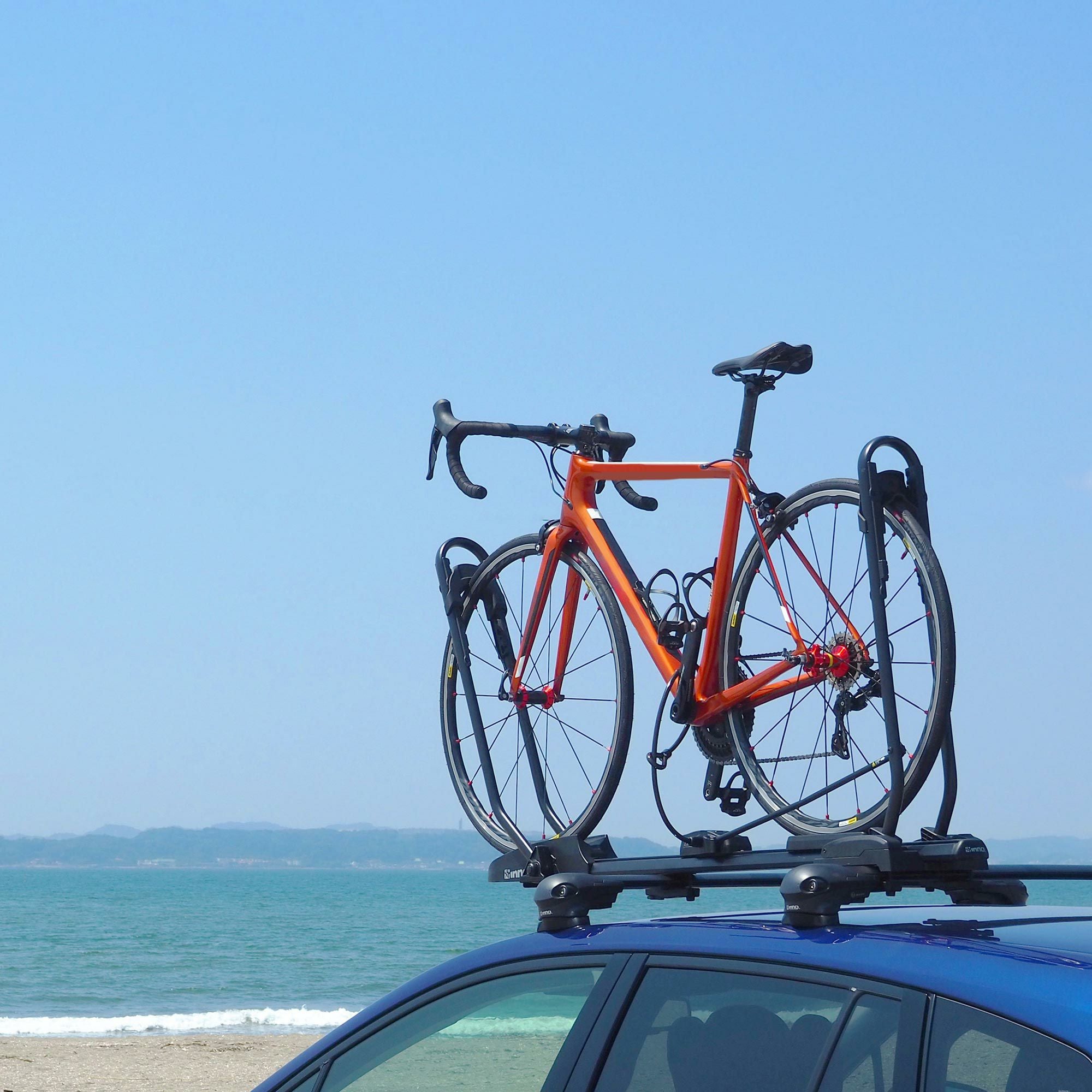 INA396 タイヤホールド 3 | カーメイト 公式オンラインストア本店