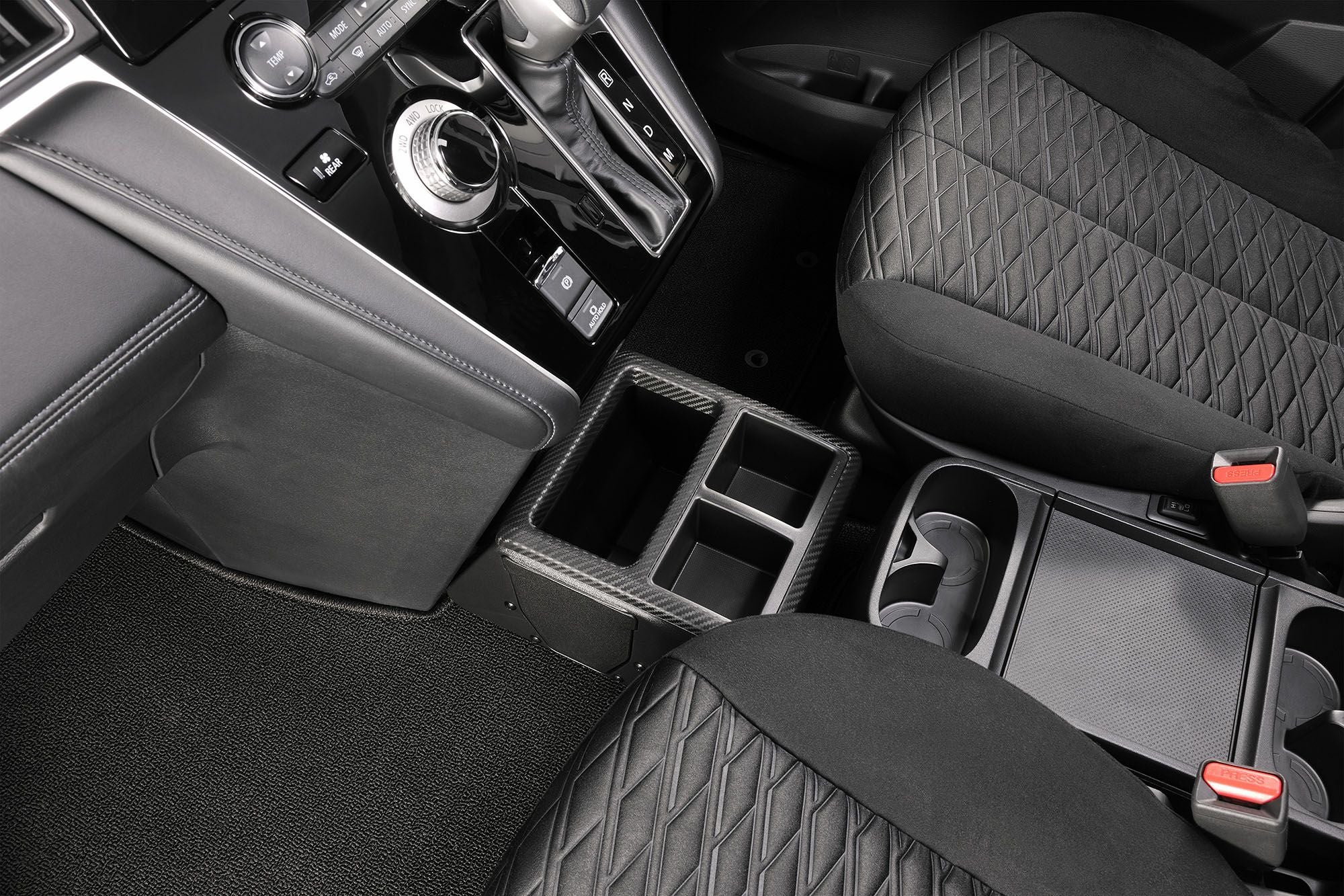 CX501K デリカD:5/セレナ専用コンソールボックス | カーメイト 公式