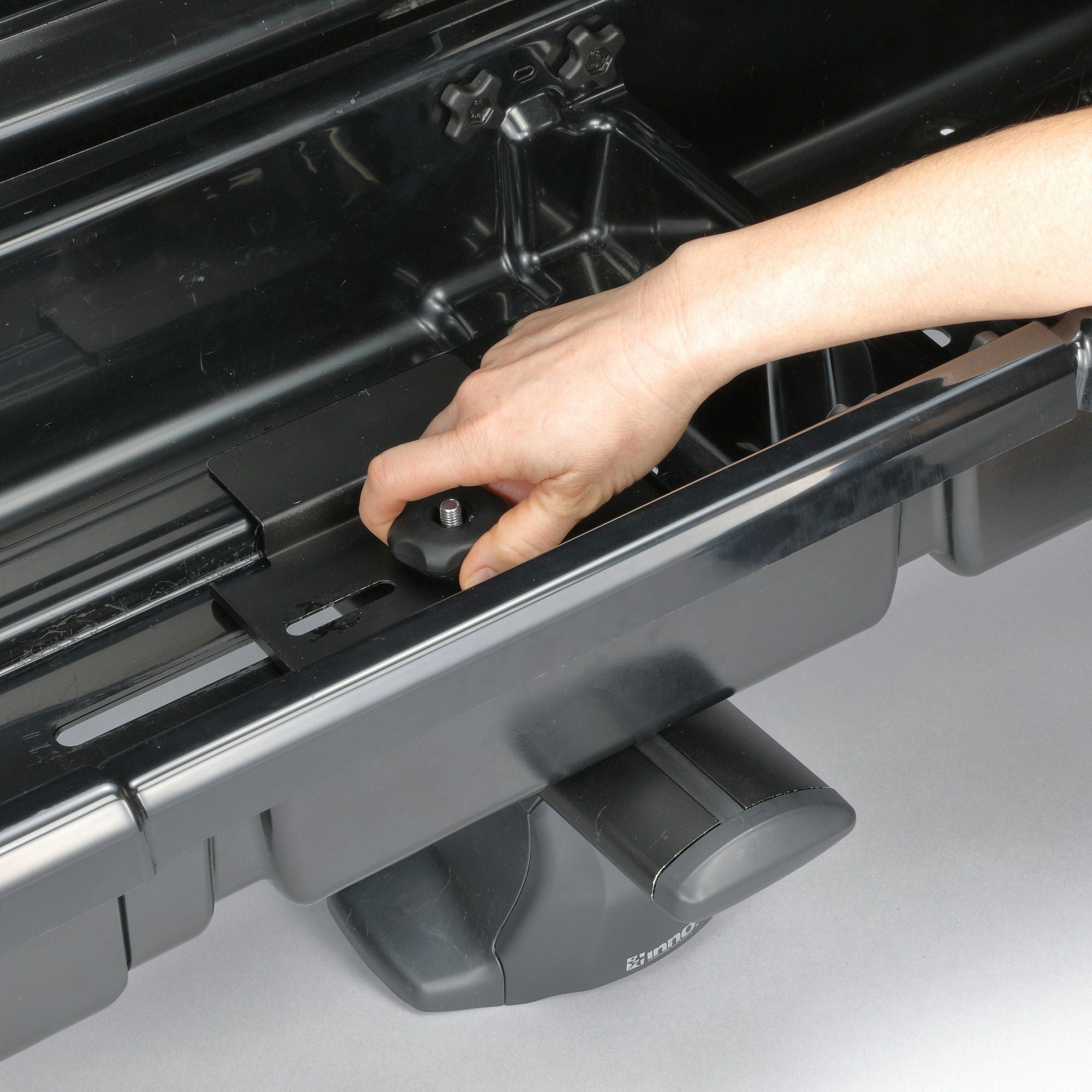 IF49 ロッドボックス用Tスロットアダプター | カーメイト 公式