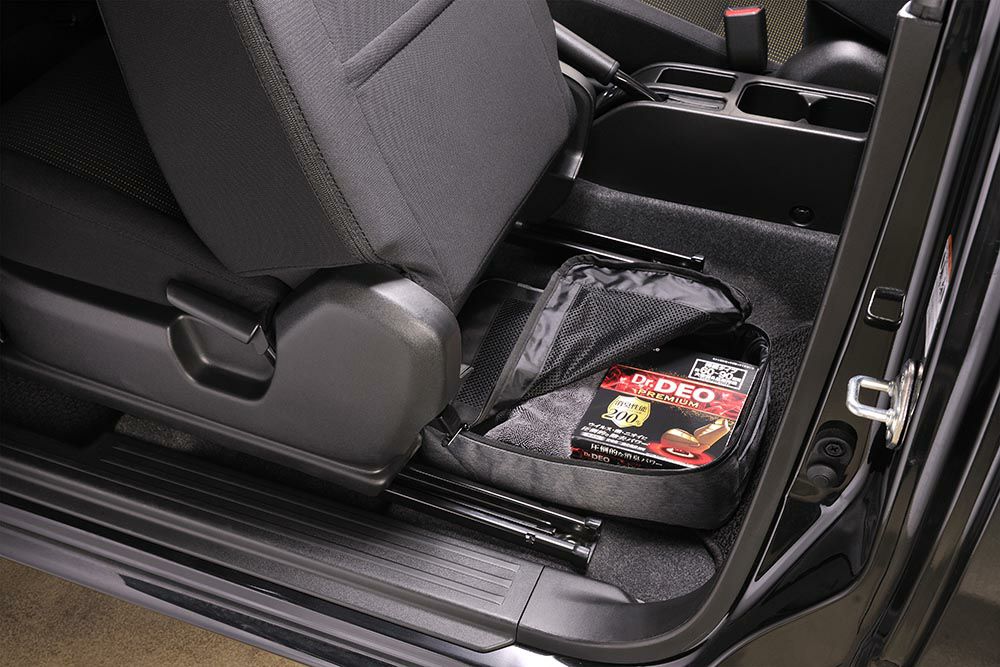 CX531K ジムニー専用 助手席下収納バッグ | カーメイト 公式オンライン