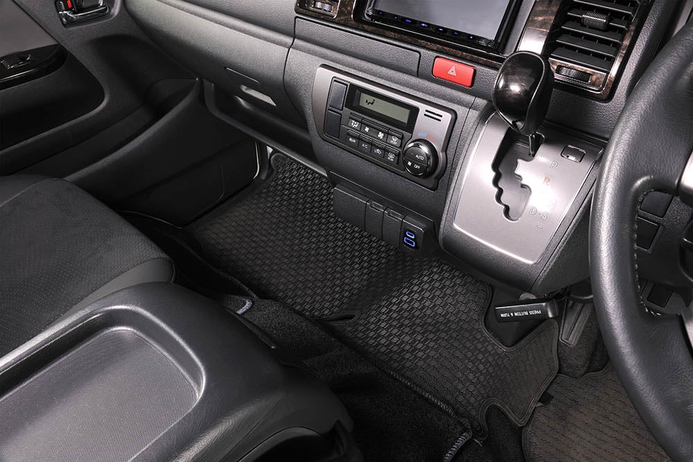 CX505K ハイエース専用 増設電源ユニット PD70W | カーメイト 公式