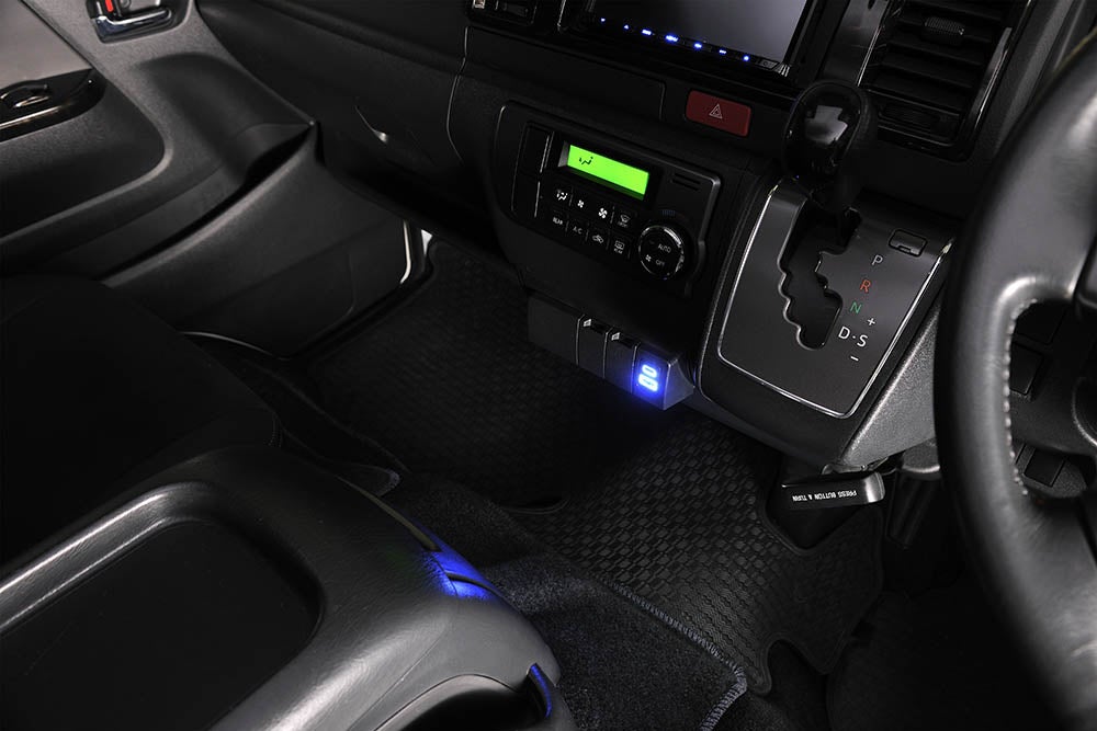 CX505K ハイエース専用 増設電源ユニット PD70W | カーメイト 公式